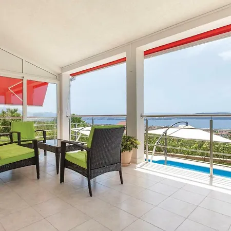Holiday Kastel Gomilica 92 With Outdoor Swimmingpool